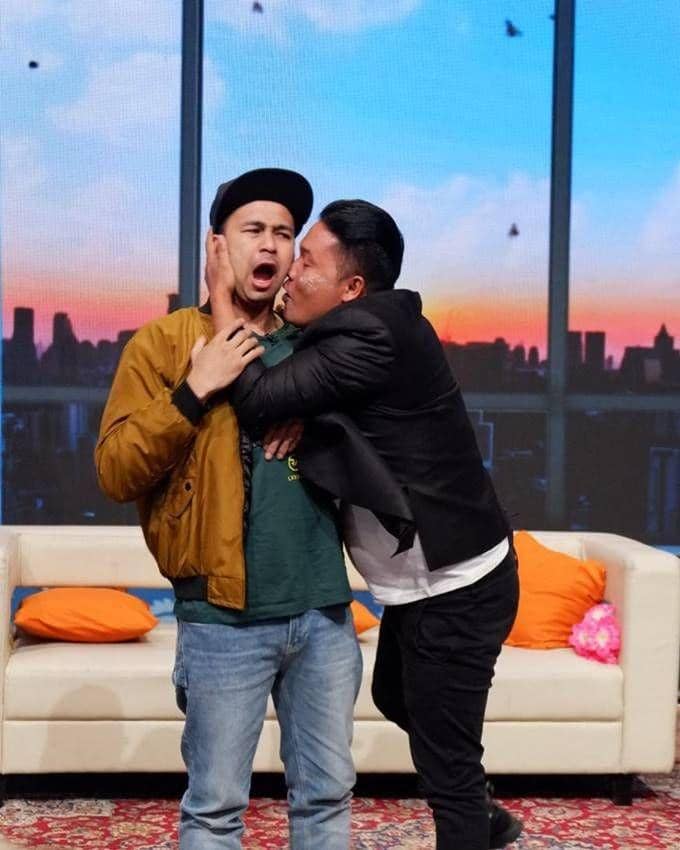 instagram.com/merryraffiahmad/