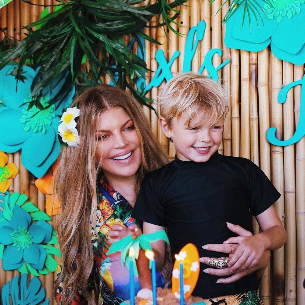 instagram.com/fergie