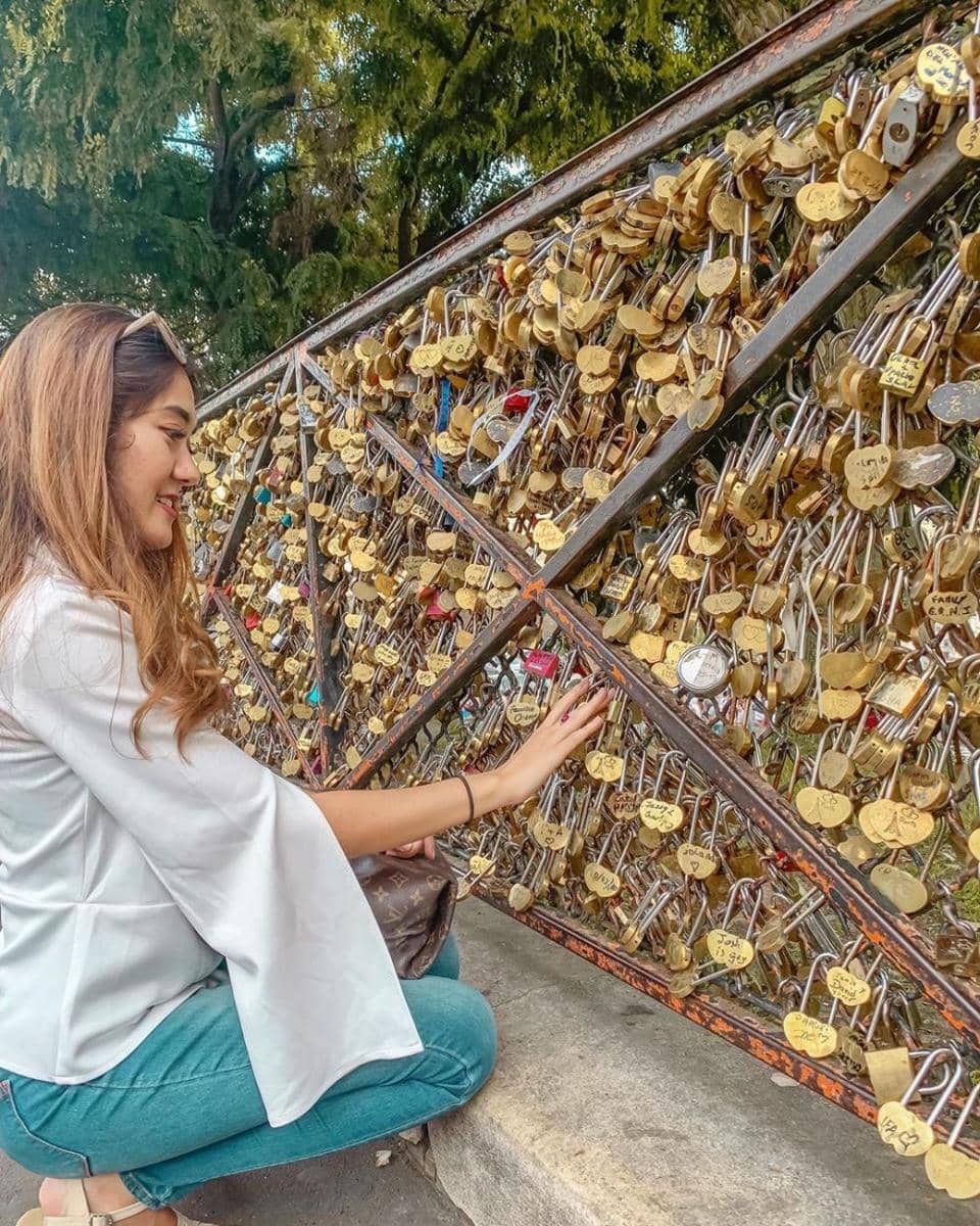 instagram.com/keirashabira