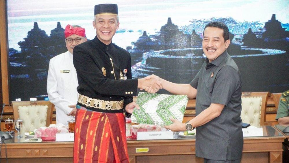 twitter.com/Penkum_KTJateng