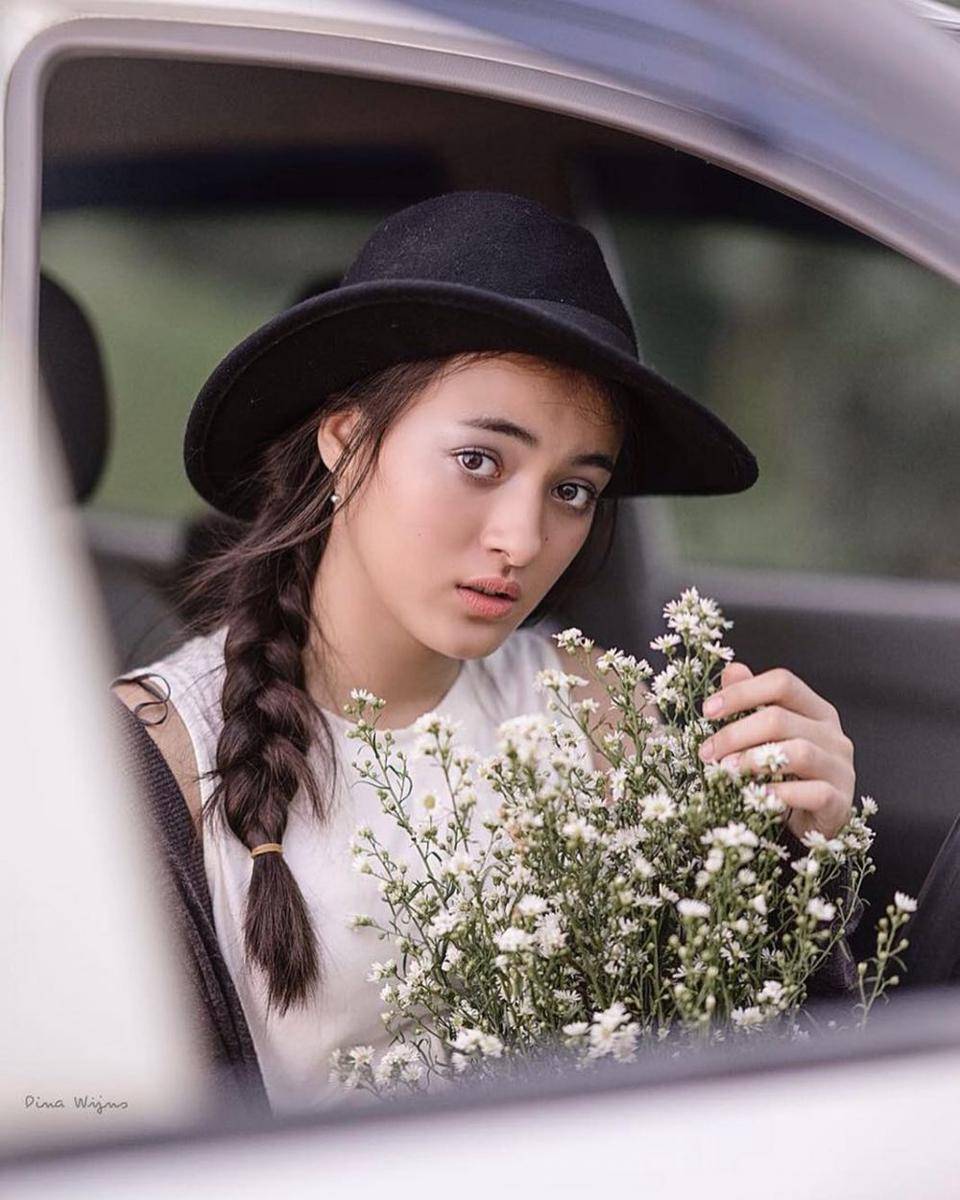 instagram.com/mawar_eva