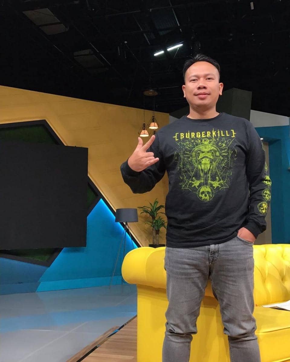 instagram.com/vickyprasetyo777