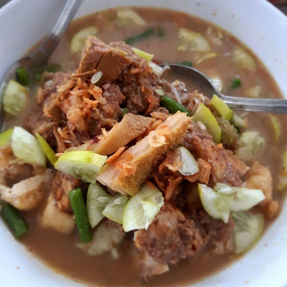 Instagram.com/helenpuspa