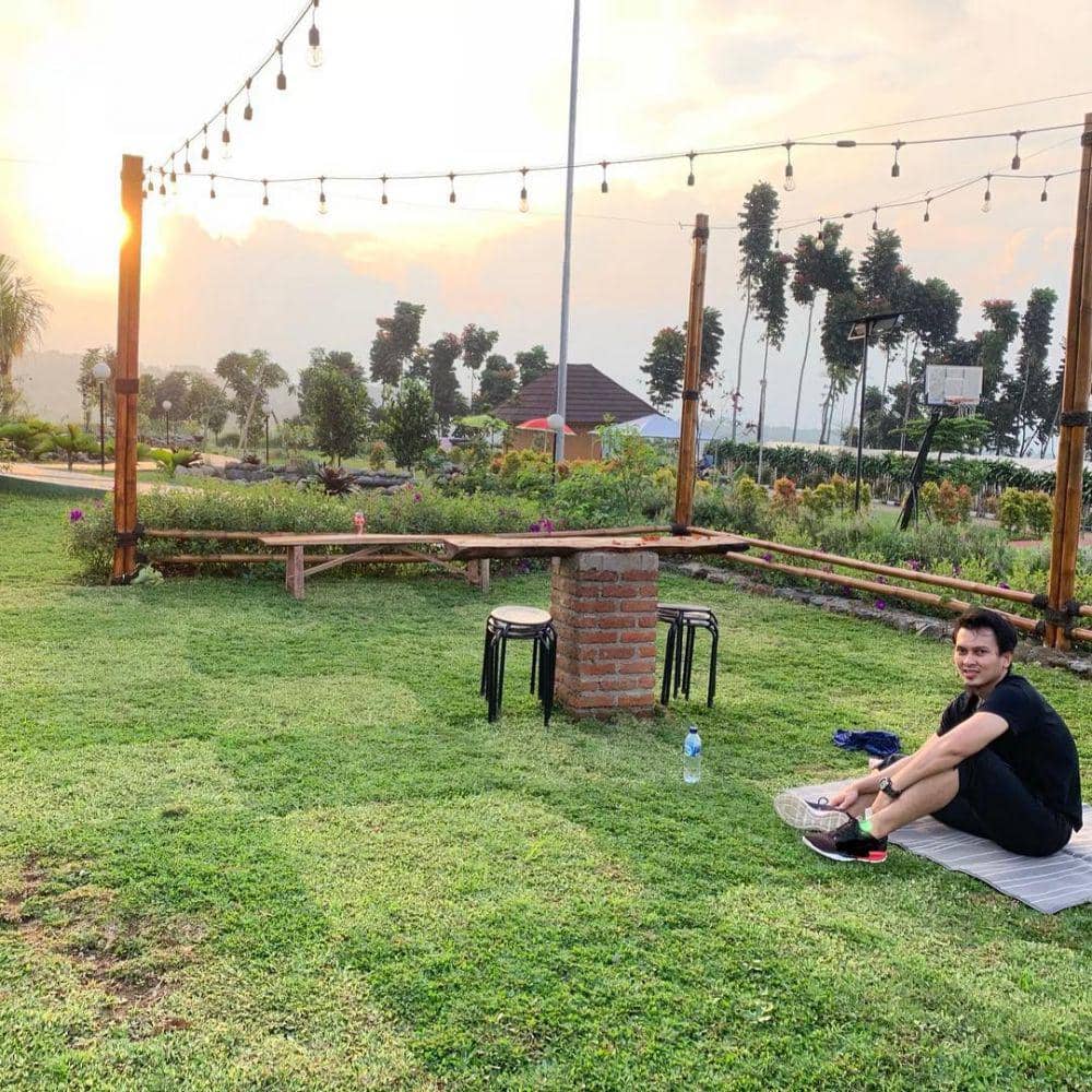 instagram.com/king.chayra