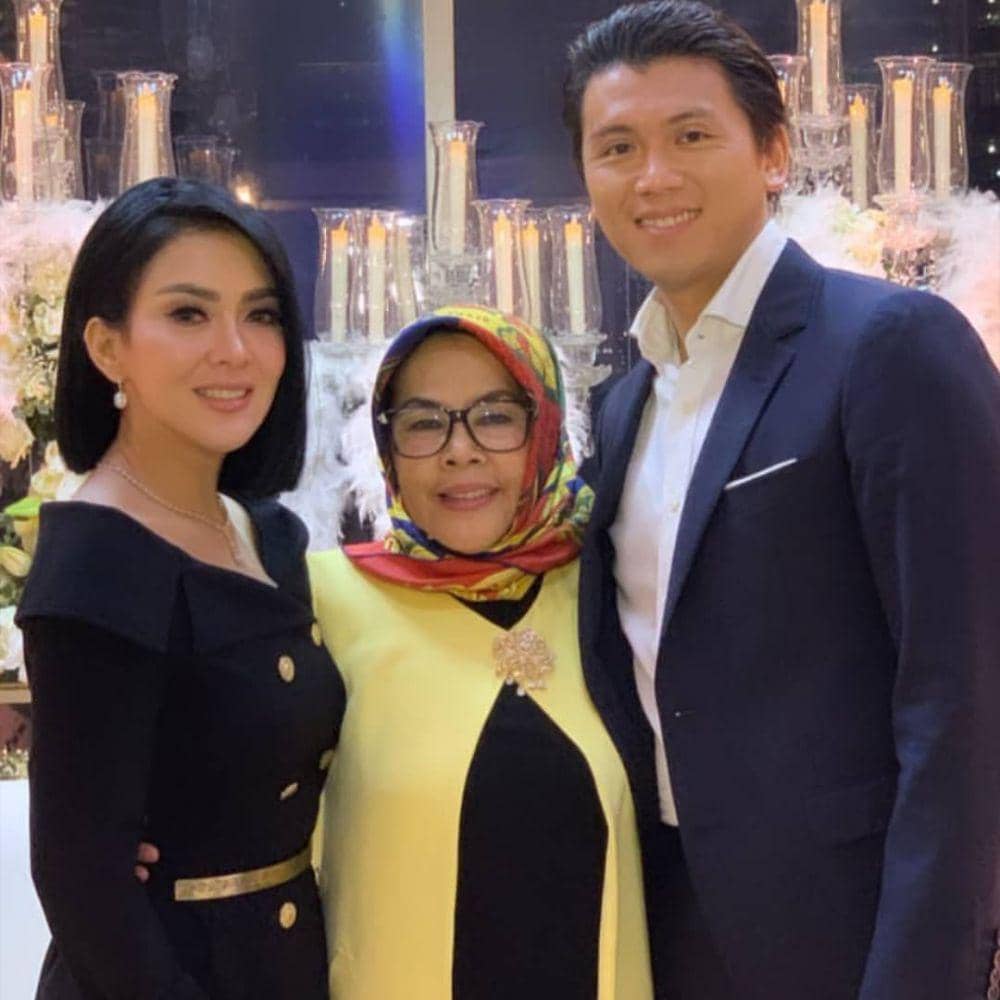 instagram.com/syahrini.reino_2702