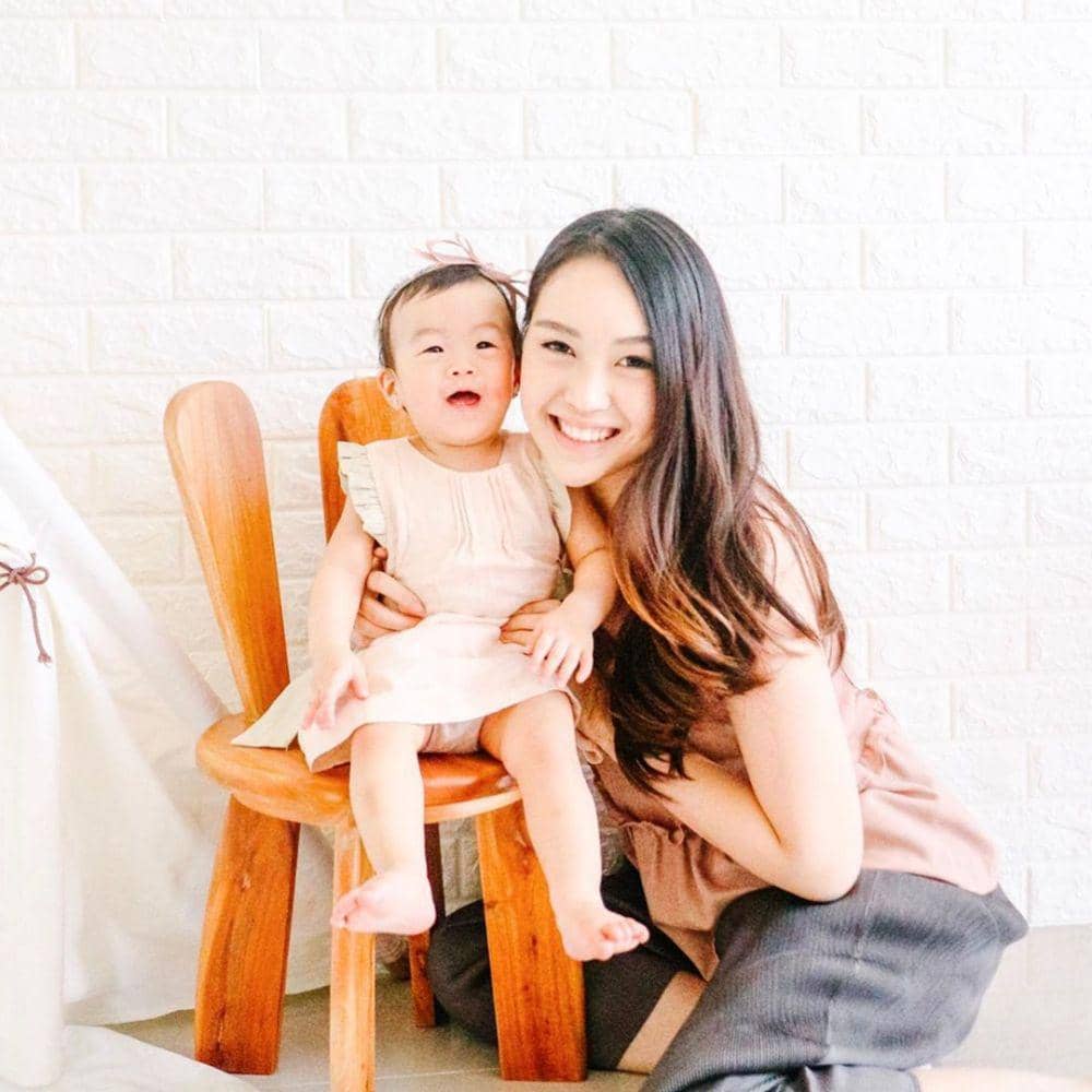 instagram.com/vanialarissa