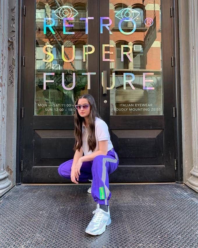 instagram.com/stephaniepoetri/