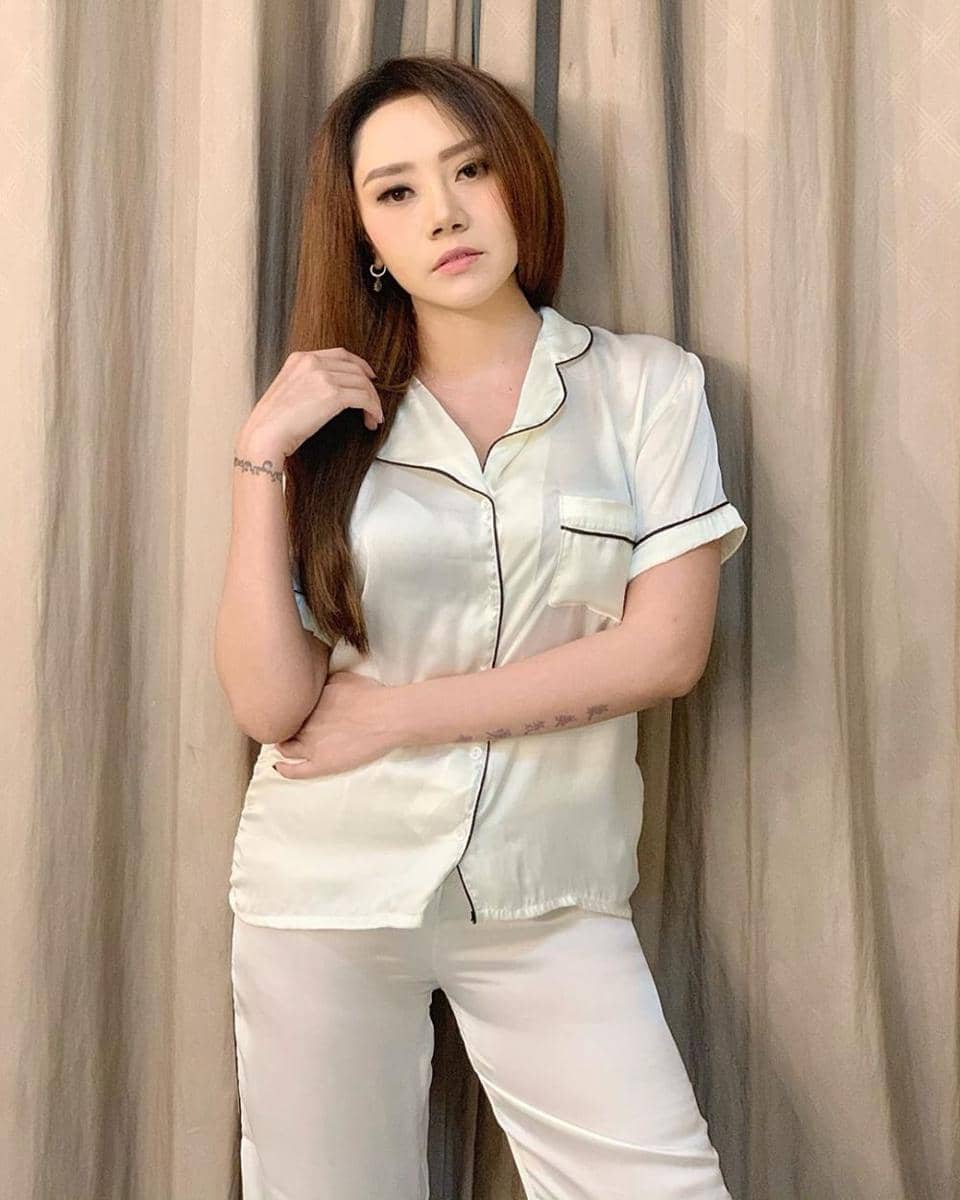 instagram.com/ivalola.ilo