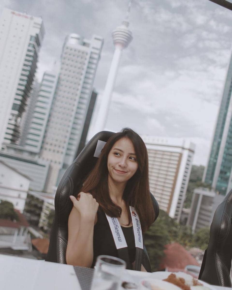 Instagram.com/clairineclay