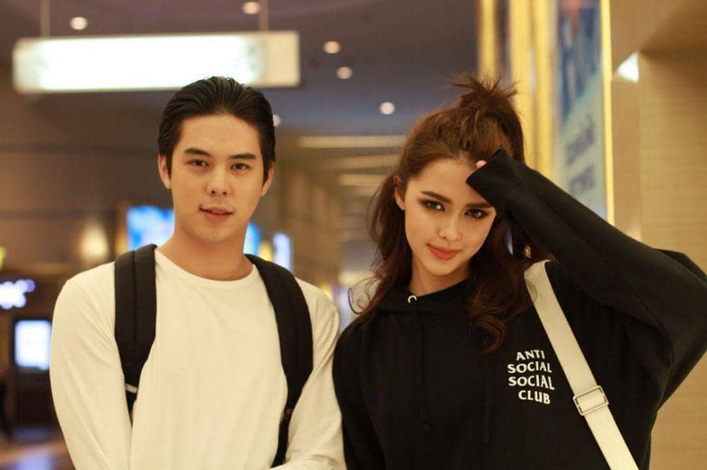 instagram.com/peach_pachara