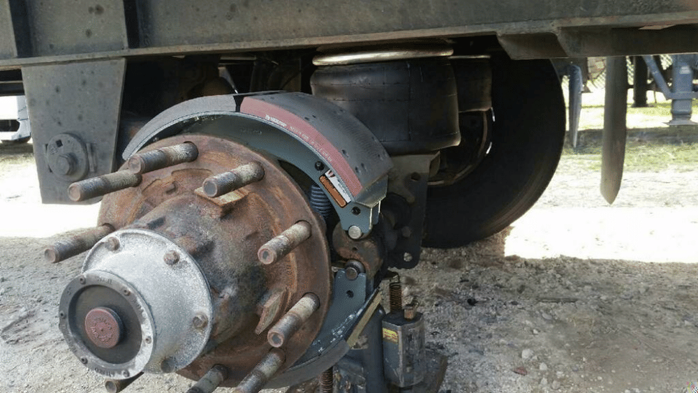 folkstontirerepair.com