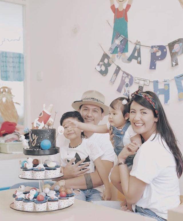 instagram.com/mrssharena