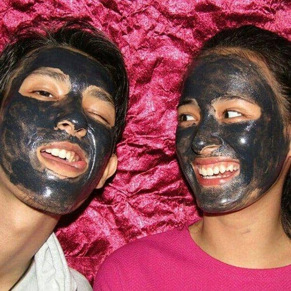 instagram.com/mawar_eva/