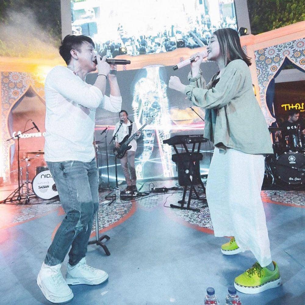 Instagram.com/reginapoetiray