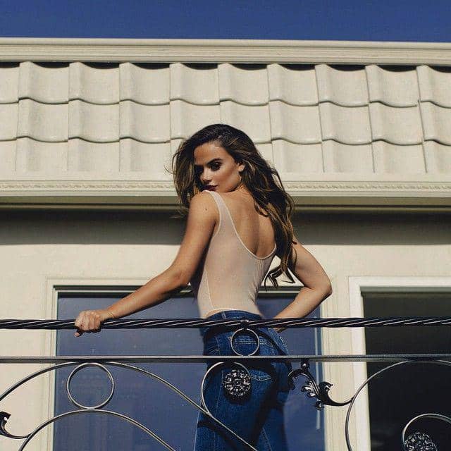 Instagram.com/keleigh_sperry