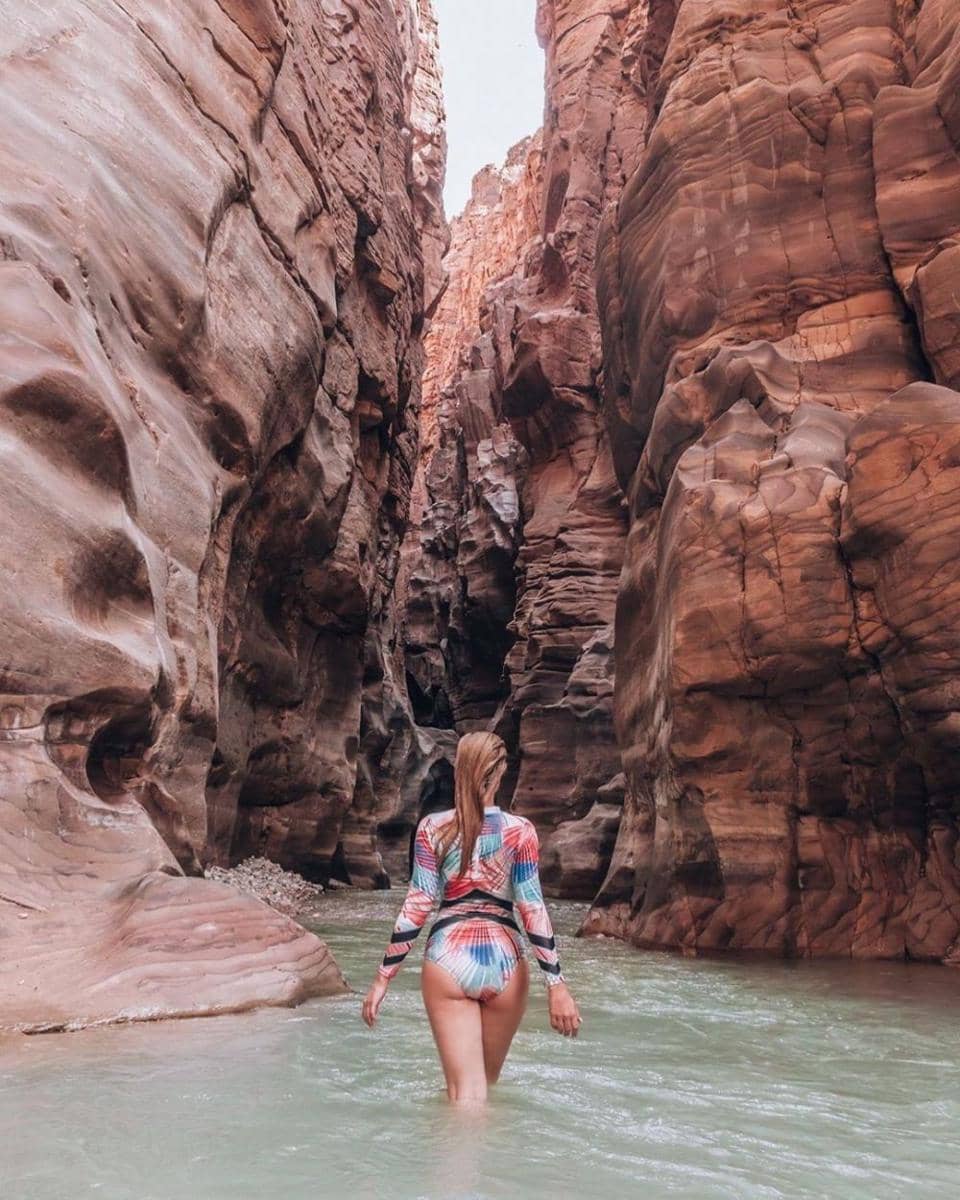 instagram.com/ajdasitar