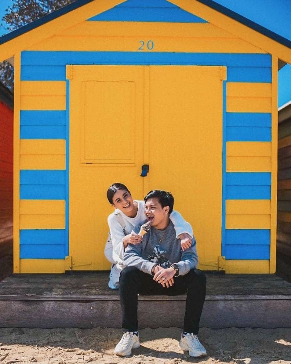 instagram.com/awkarin