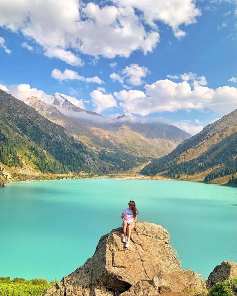 instagram.com/konysbekova_kz