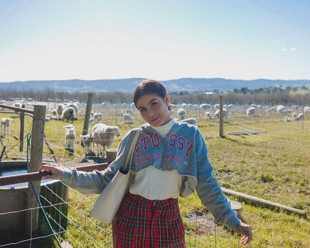 instagram.com/awkarin