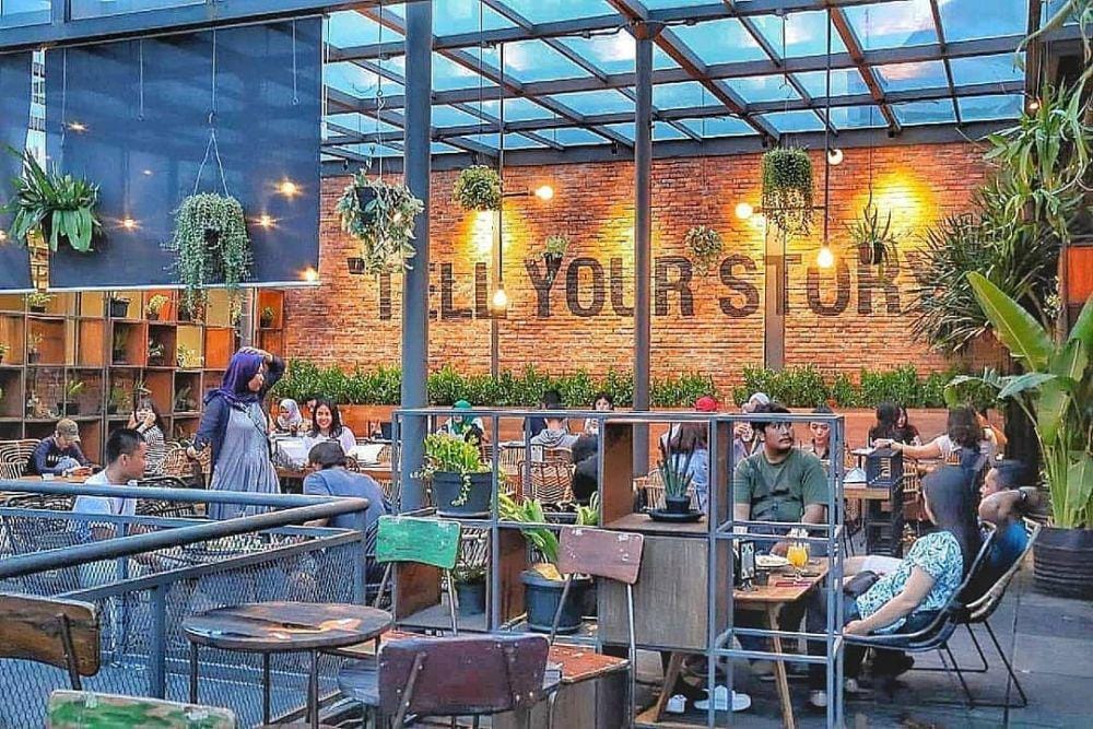 instagram.com/2storiesbogor/