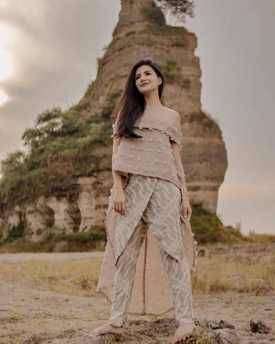 Instagram.com/farahdibaferreira