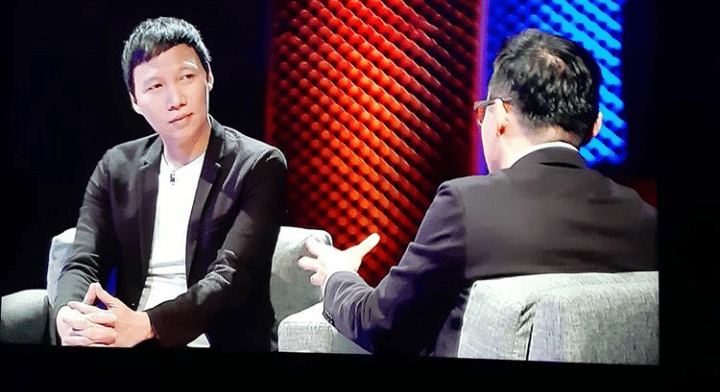 Instagram.com/@Yorissebastian