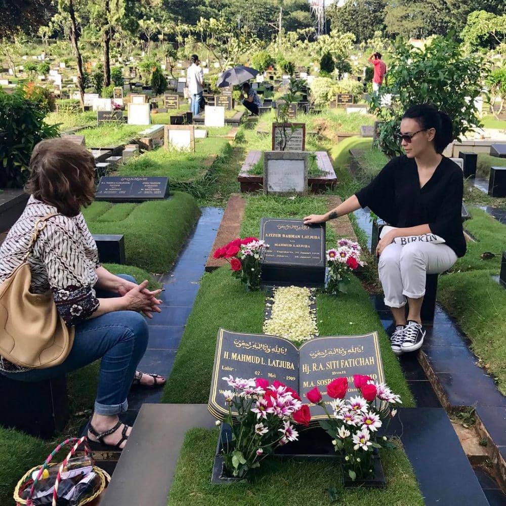 instagram.com/sophia_latjuba88