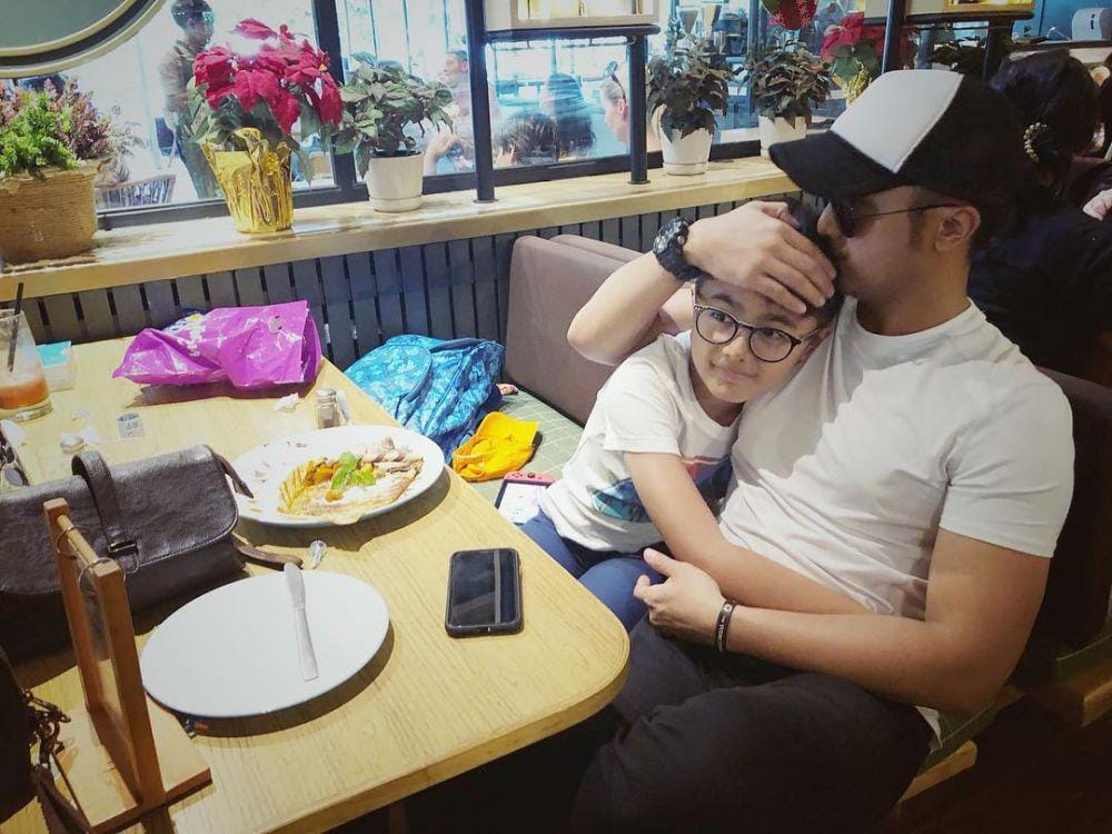 instagram.com/hengkykurniawan