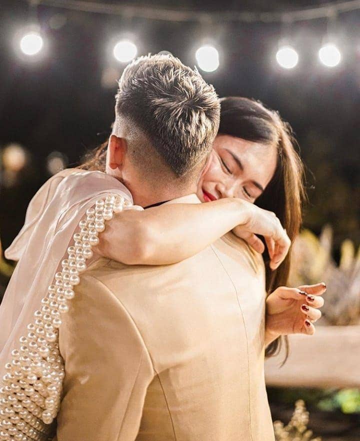 instagram.com/elisaanovia/