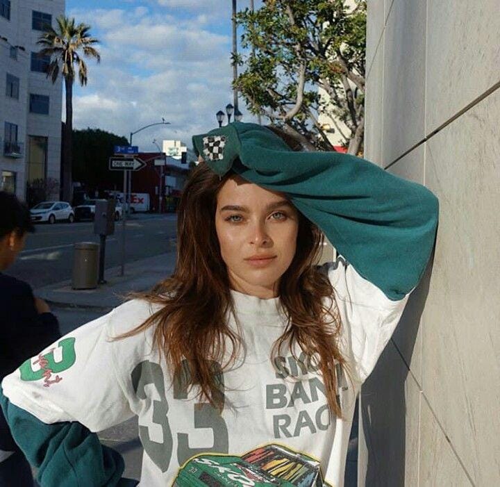 Instagram.com/charelleschriek