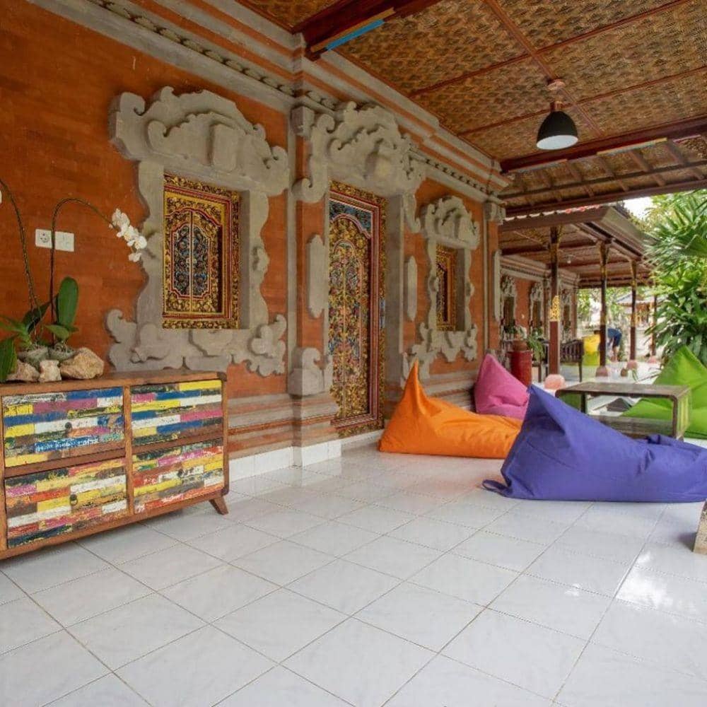 Instagram.com/nushehostel