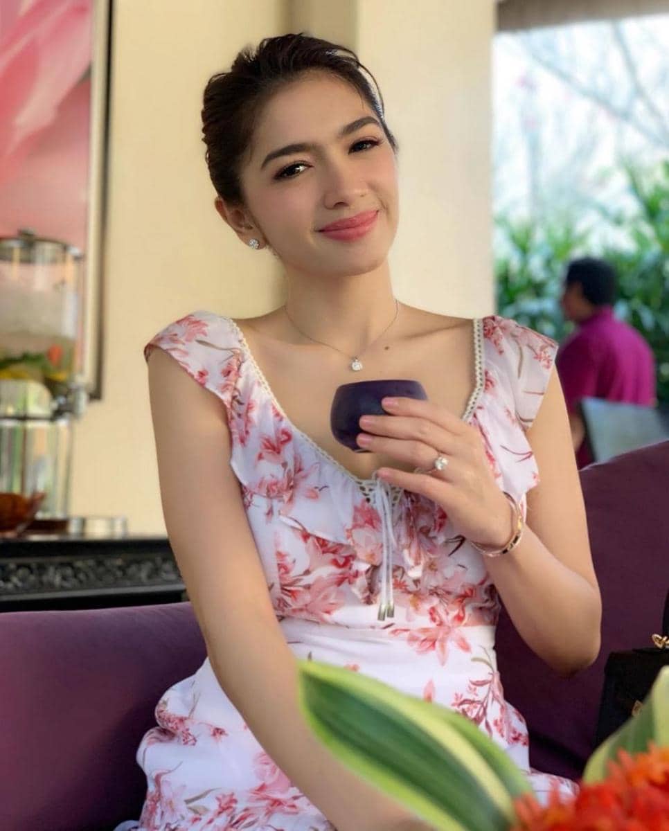 instagram.com/realangelkaramoy