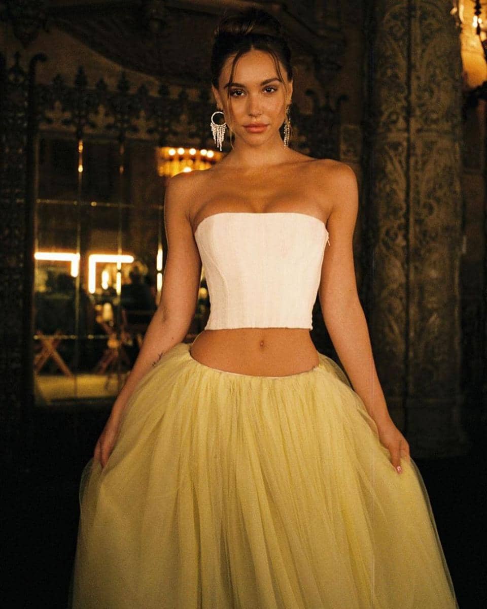 Instagram.com/alexisren