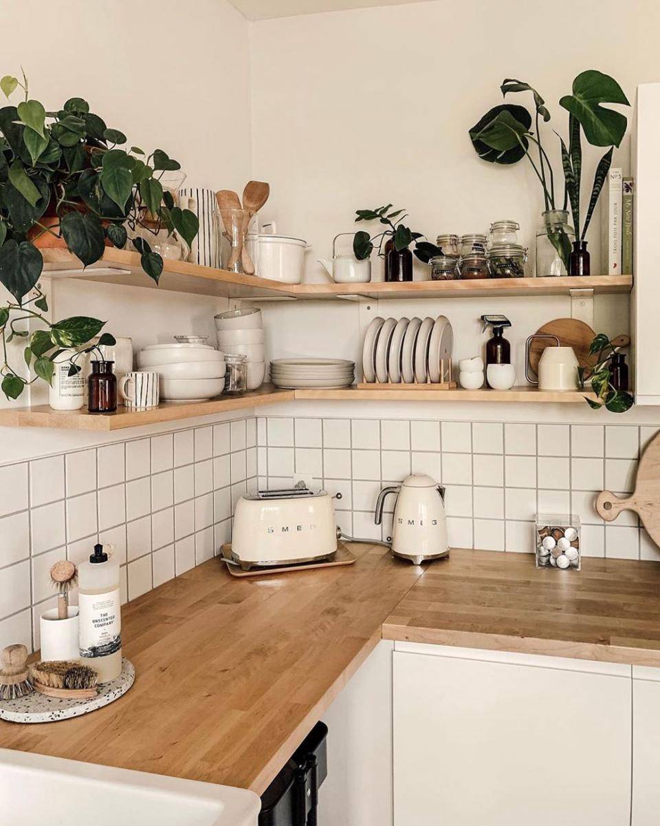instagram.com/brookandpeony