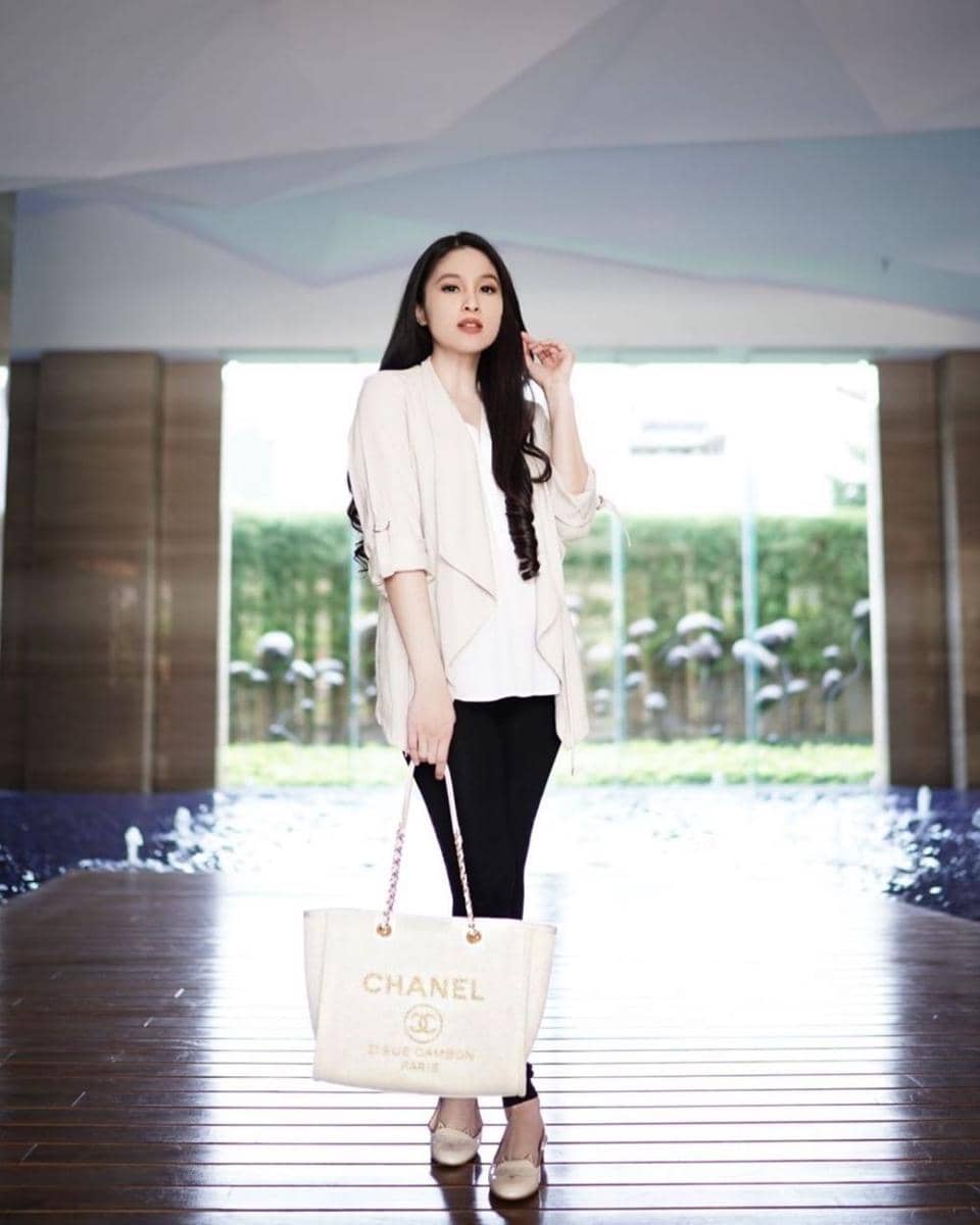 instagram.com/sandradewi88