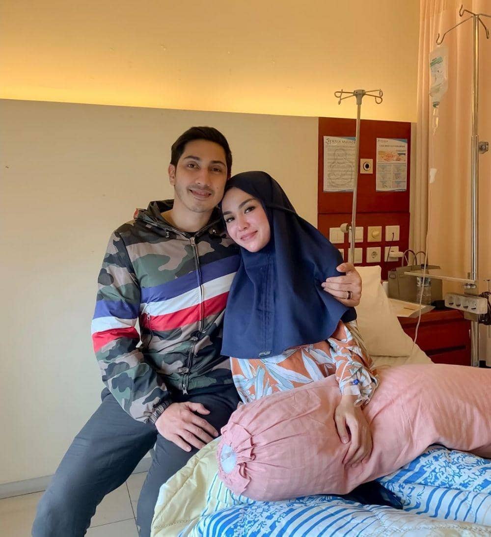 instagram.com/medinazein