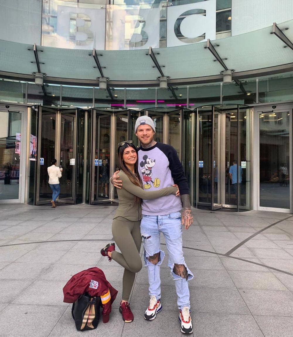 Instagram.com/miakhalifa