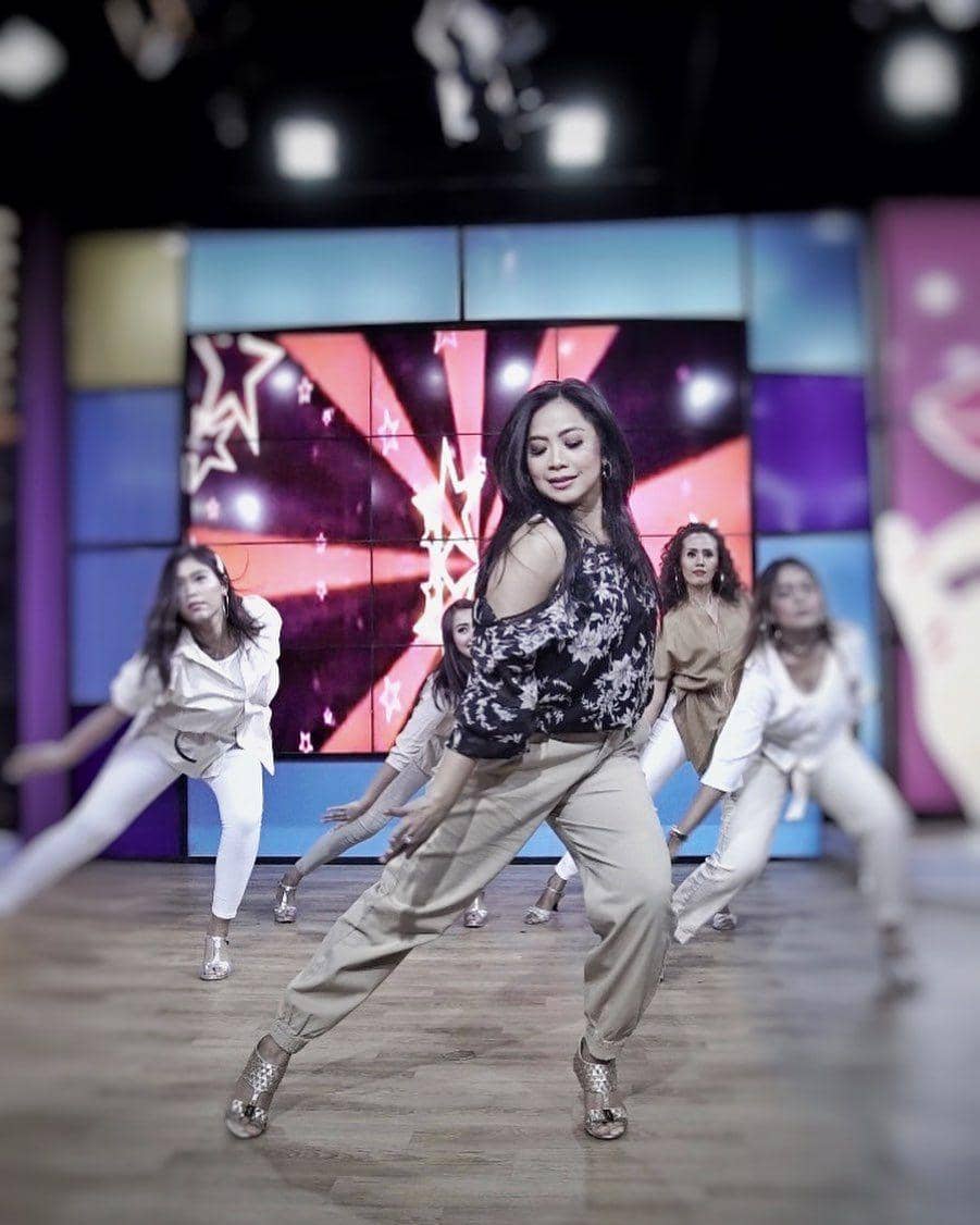 Instagram.com/fenirose