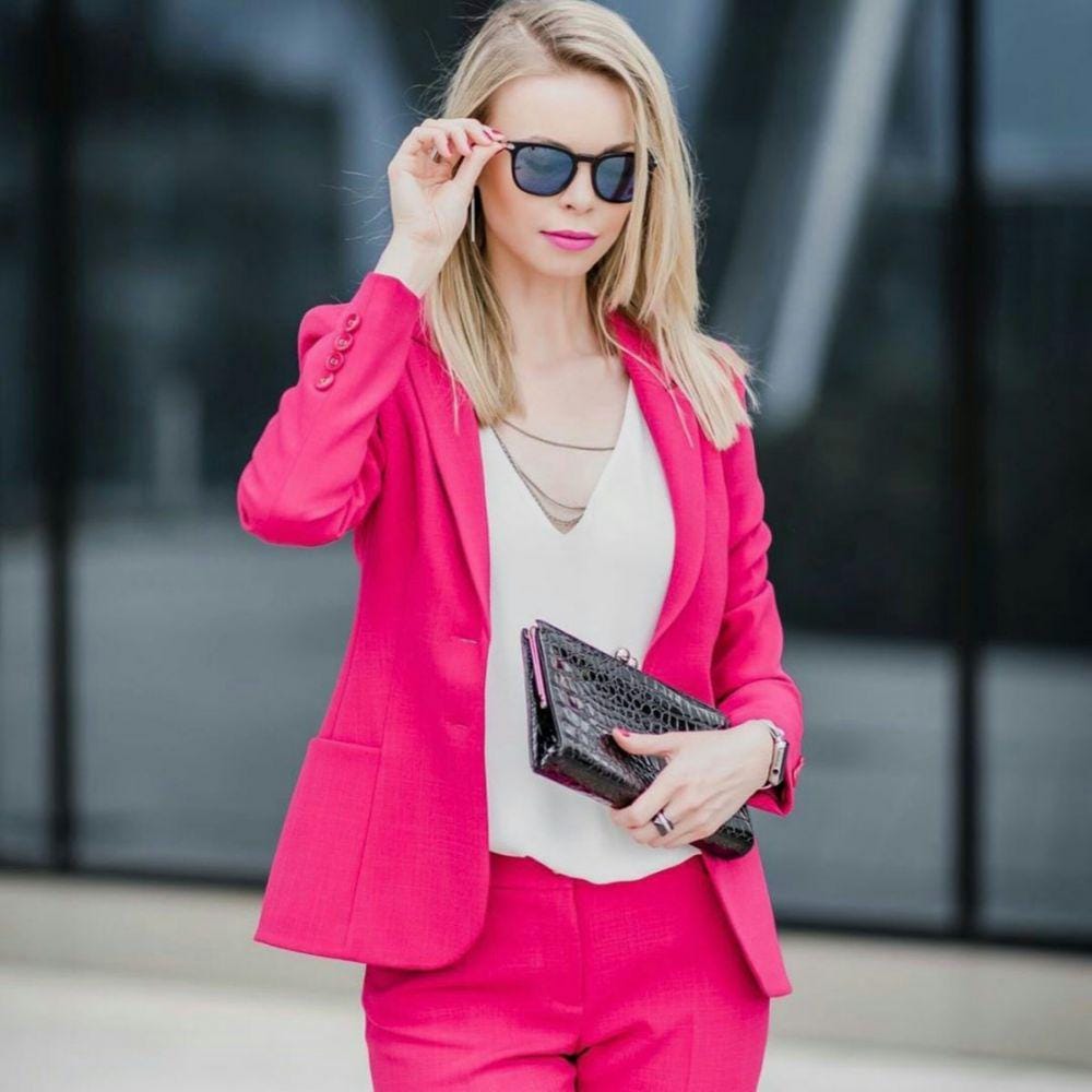 instagram.com/elfaktoriapl