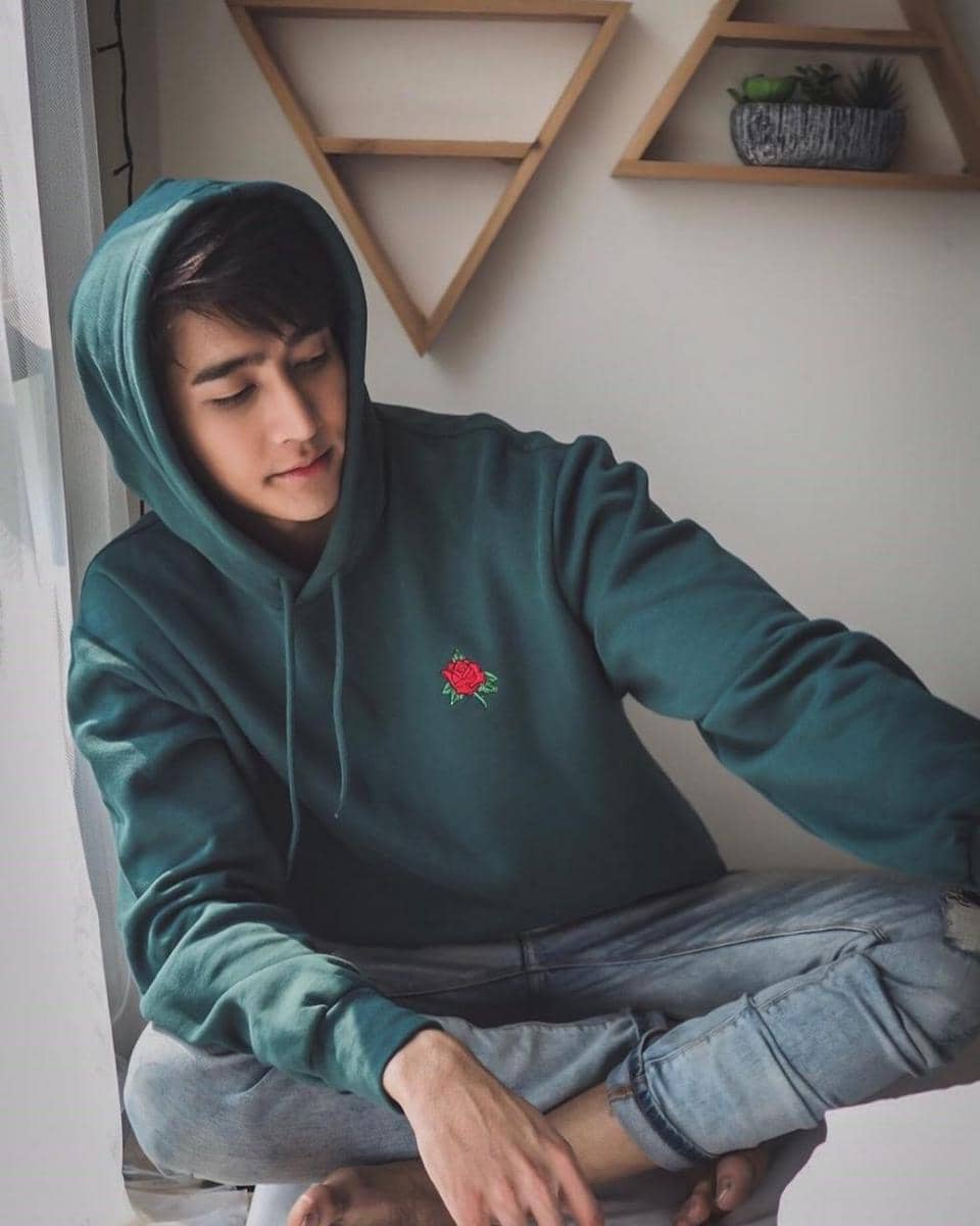 Instagram.com/theearthe