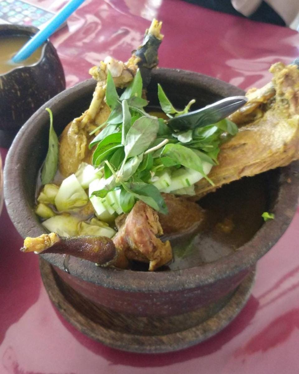 instagram.com/kadekardhika