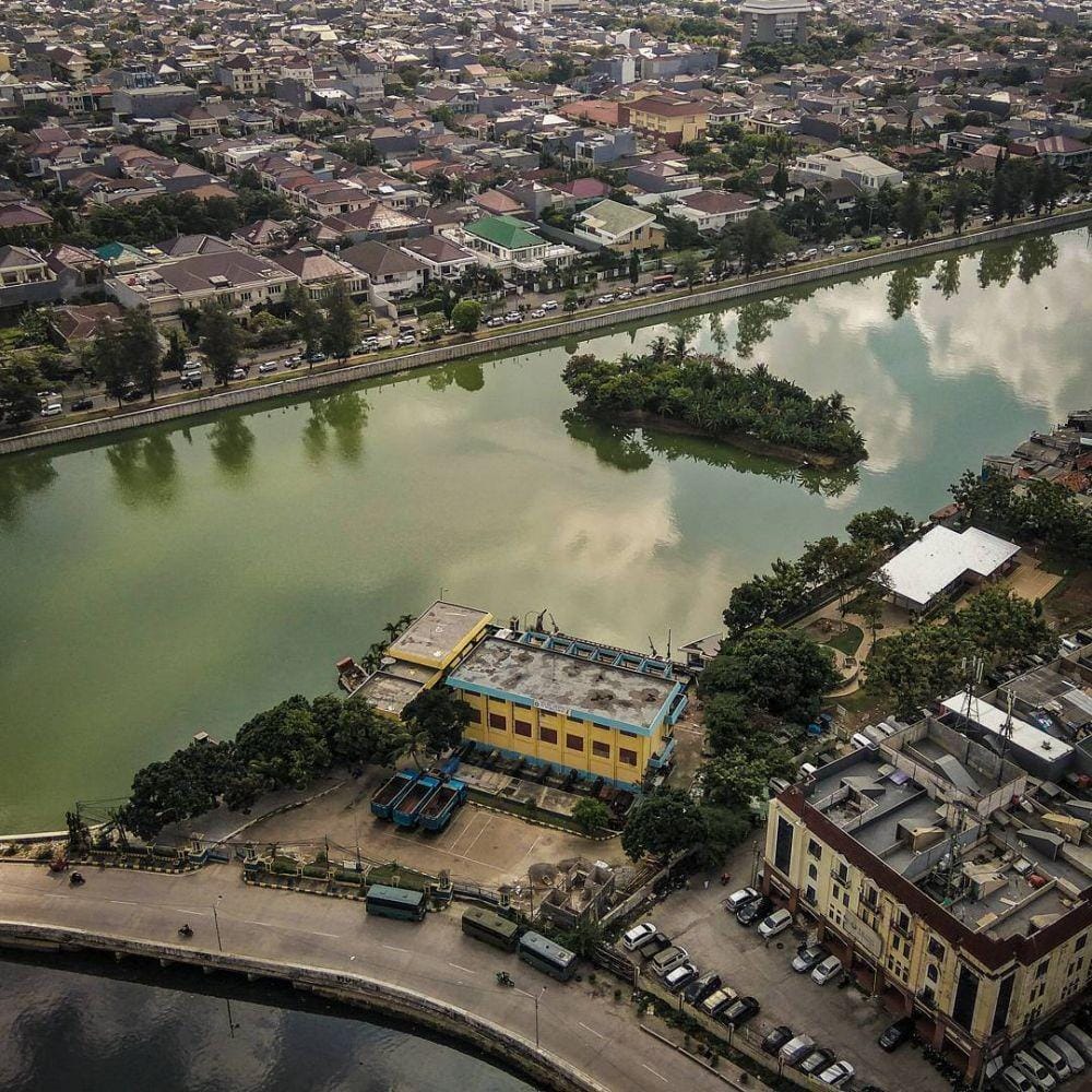 instagram.com/amrzall