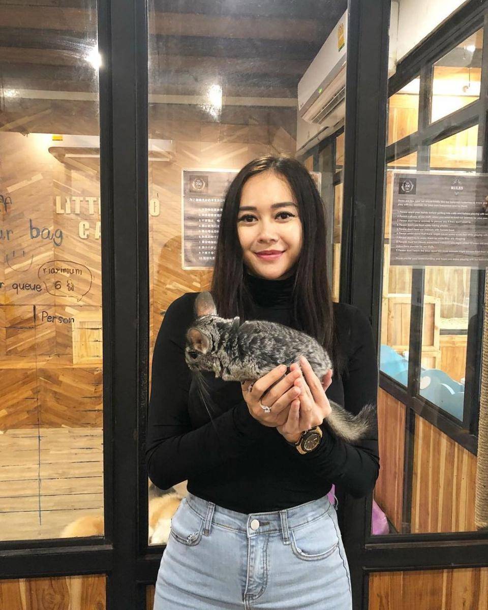 Instagram.com/aurakasih