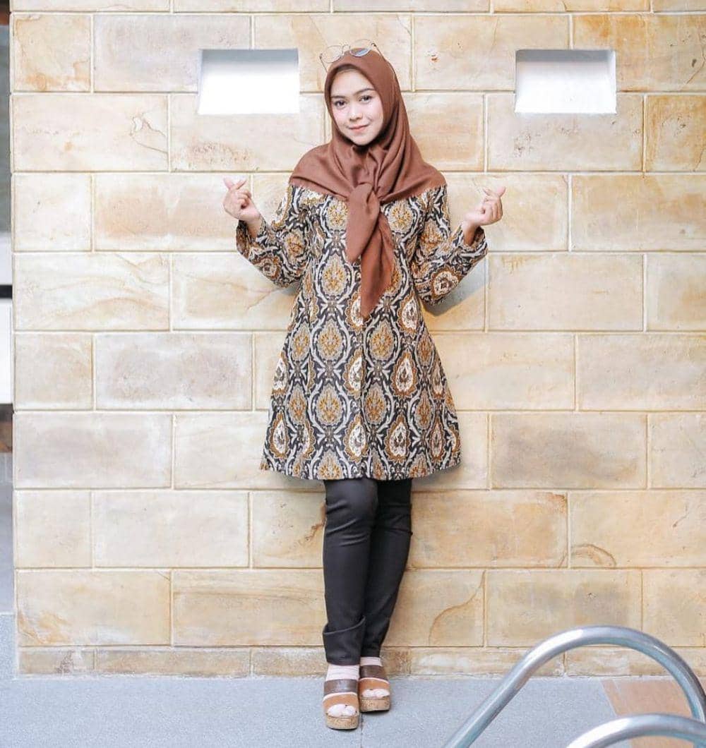 instagram.com/riaricis1795