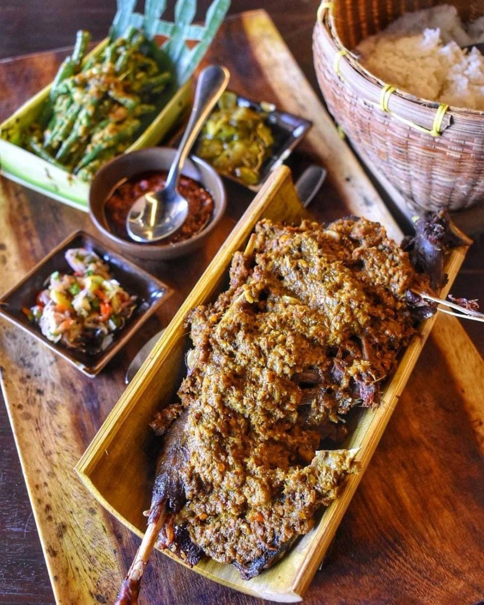 instagram.com/foodbali