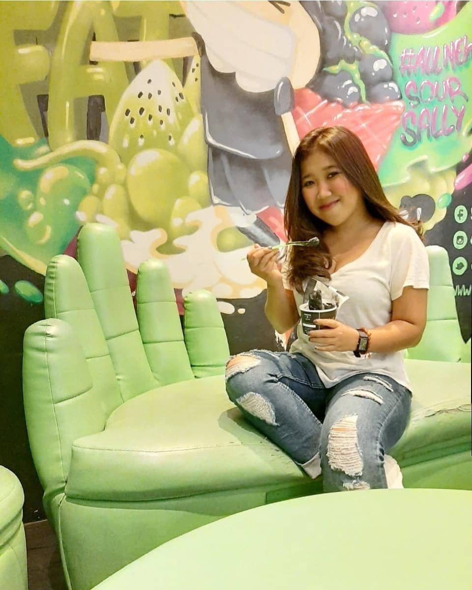 Instagram.com/kikysaputrii