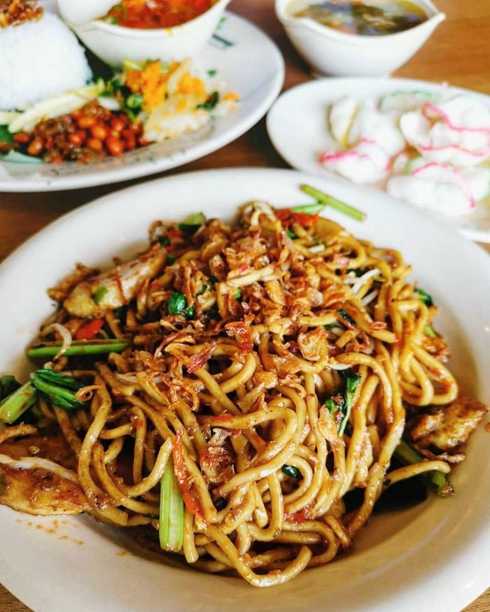 instagram.com/ms.alwayshungry