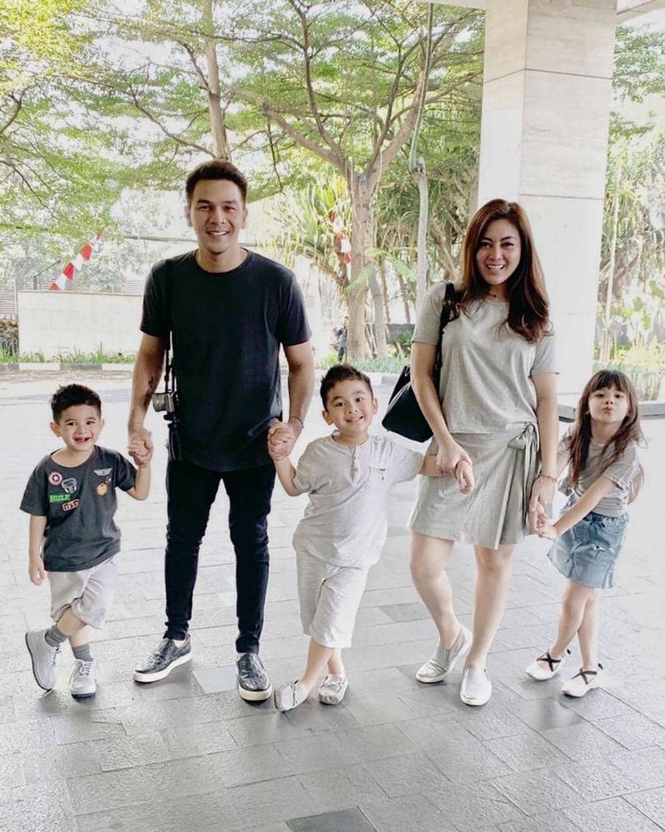 Instagram.com/dhenafrizzy