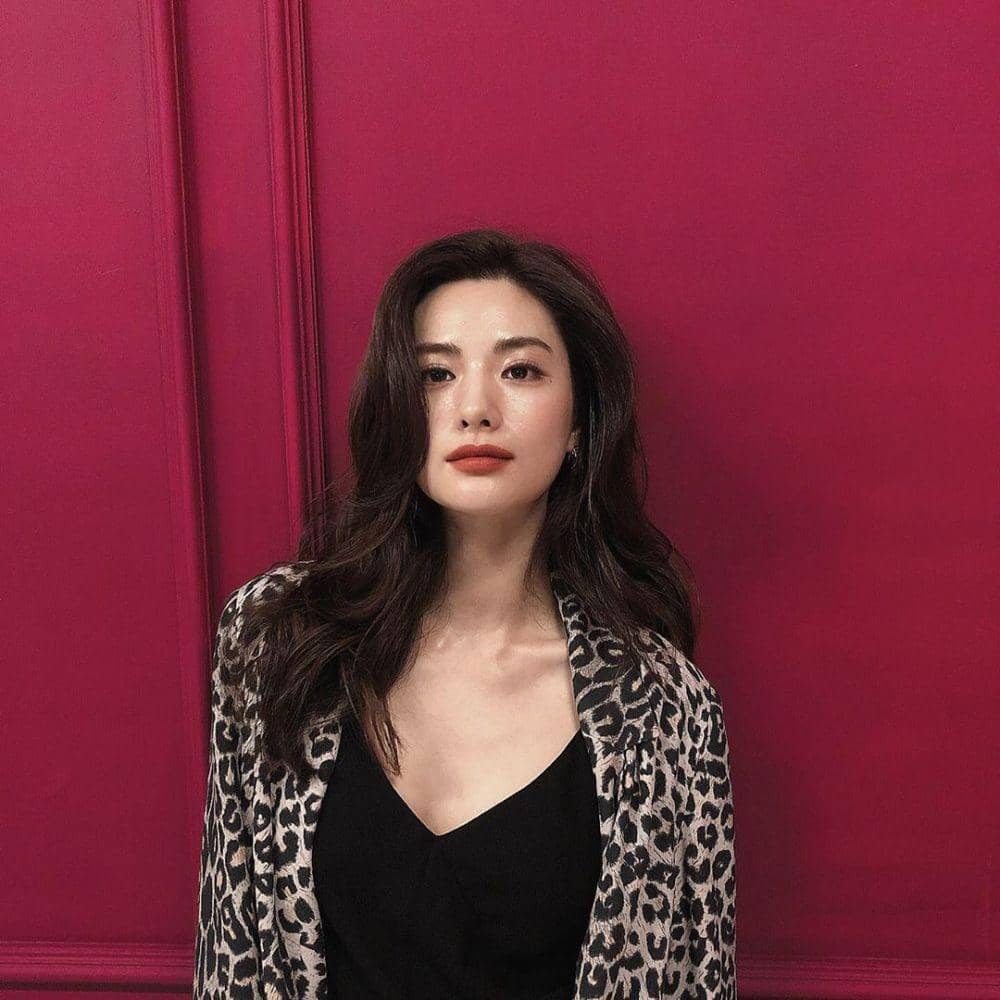 instagram.com/jin_a_nana