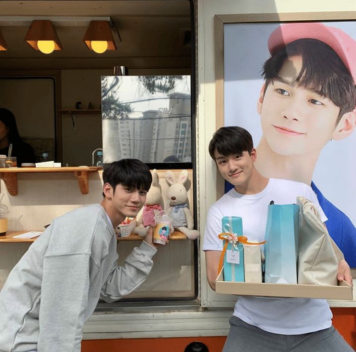 instagram.com/seungho__shin